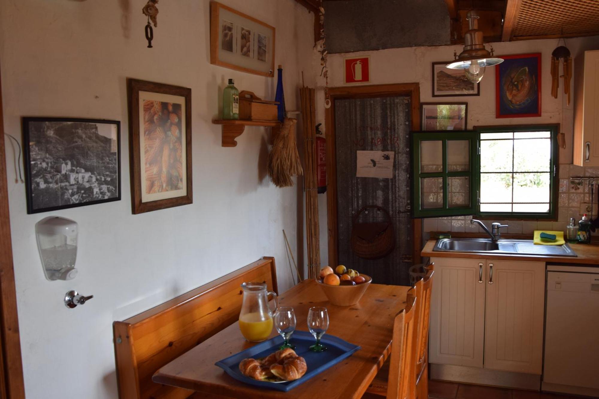 La Casa De Los Pinos Temisas 外观 照片